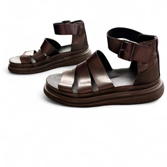 Dr. Martens Clarissa Quad Pewter Spectra Patent Leather Metallic Sandals Size 9 - Picture 4 of 8
